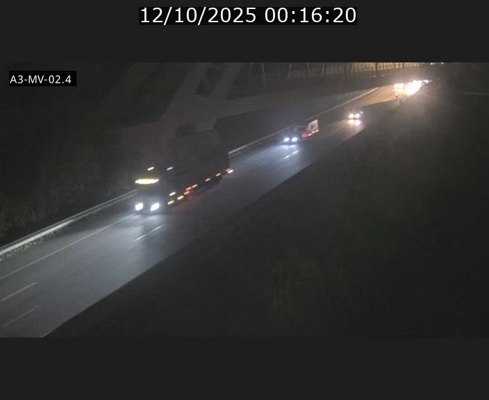 <h2>Webcam autoroute de la France (A3) au Luxembourg à Fentange, à proximité de la Croix de Gasperich. Vue orientée vers la Cloche d'Or</h2>
