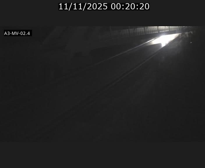 <h2>Webcam autoroute de la France (A3) au Luxembourg à Fentange, à proximité de la Croix de Gasperich. Vue orientée vers la Cloche d'Or</h2>