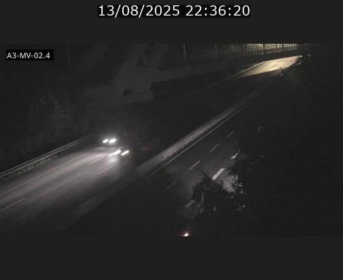 <h2>Webcam autoroute de la France (A3) au Luxembourg à Fentange, à proximité de la Croix de Gasperich. Vue orientée vers la Cloche d'Or</h2>