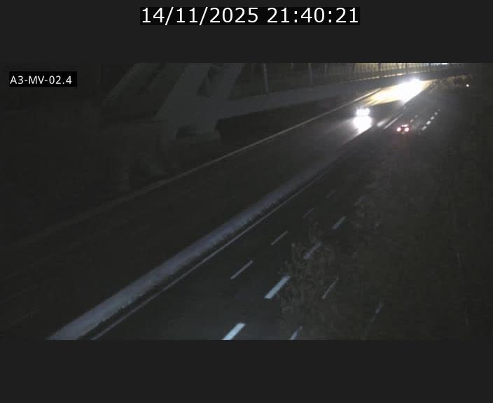 Webcam autoroute de la France (A3) au Luxembourg à Fentange, à proximité de la Croix de Gasperich. Vue orientée vers la Cloche d'Or