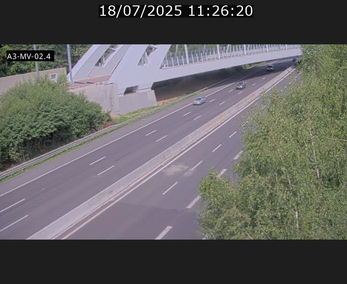 Webcam autoroute de la France (A3) au Luxembourg à Fentange, à proximité de la Croix de Gasperich. Vue orientée vers la Cloche d'Or