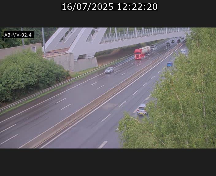 <h2>Webcam autoroute de la France (A3) au Luxembourg à Fentange, à proximité de la Croix de Gasperich. Vue orientée vers la Cloche d'Or</h2>