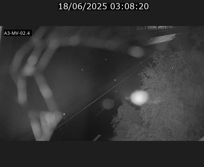 Webcam autoroute de la France (A3) au Luxembourg à Fentange, à proximité de la Croix de Gasperich. Vue orientée vers la Cloche d'Or