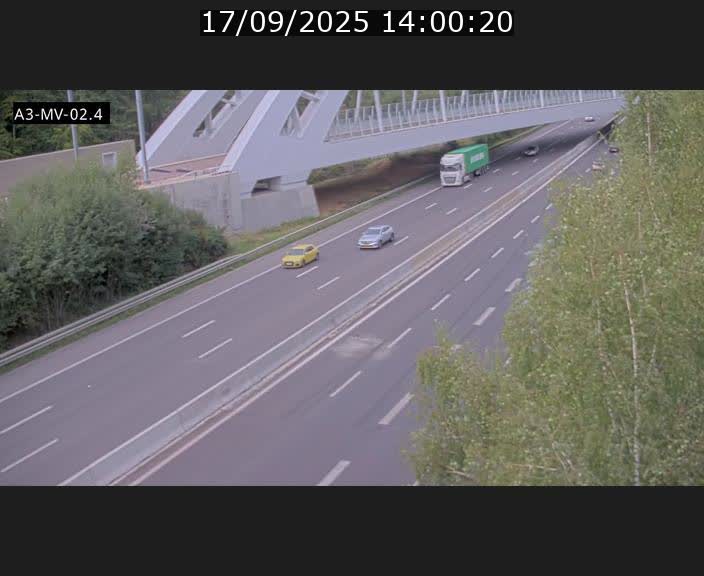<h2>Webcam autoroute de la France (A3) au Luxembourg à Fentange, à proximité de la Croix de Gasperich. Vue orientée vers la Cloche d'Or</h2>