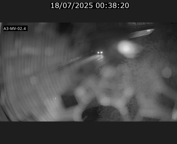 <h2>Webcam autoroute de la France (A3) au Luxembourg à Fentange, à proximité de la Croix de Gasperich. Vue orientée vers la Cloche d'Or</h2>