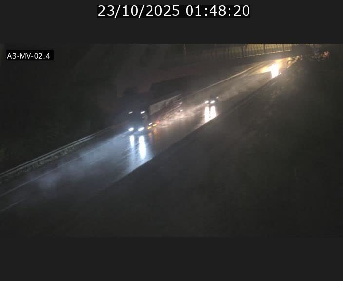 <h2>Webcam autoroute de la France (A3) au Luxembourg à Fentange, à proximité de la Croix de Gasperich. Vue orientée vers la Cloche d'Or</h2>