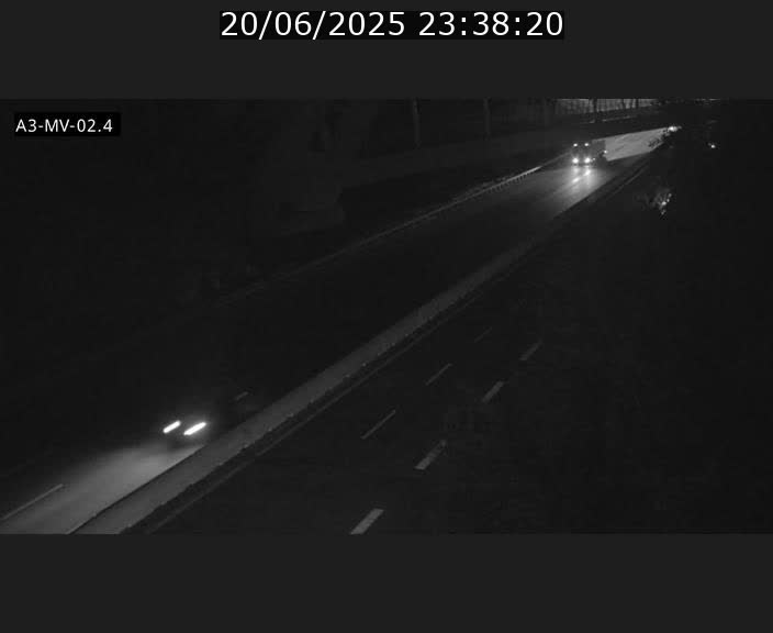 Webcam autoroute de la France (A3) au Luxembourg à Fentange, à proximité de la Croix de Gasperich. Vue orientée vers la Cloche d'Or
