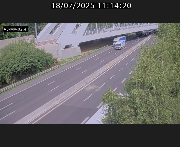 <h2>Webcam autoroute de la France (A3) au Luxembourg à Fentange, à proximité de la Croix de Gasperich. Vue orientée vers la Cloche d'Or</h2>