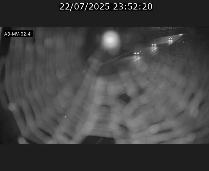 <h2>Webcam autoroute de la France (A3) au Luxembourg à Fentange, à proximité de la Croix de Gasperich. Vue orientée vers la Cloche d'Or</h2>