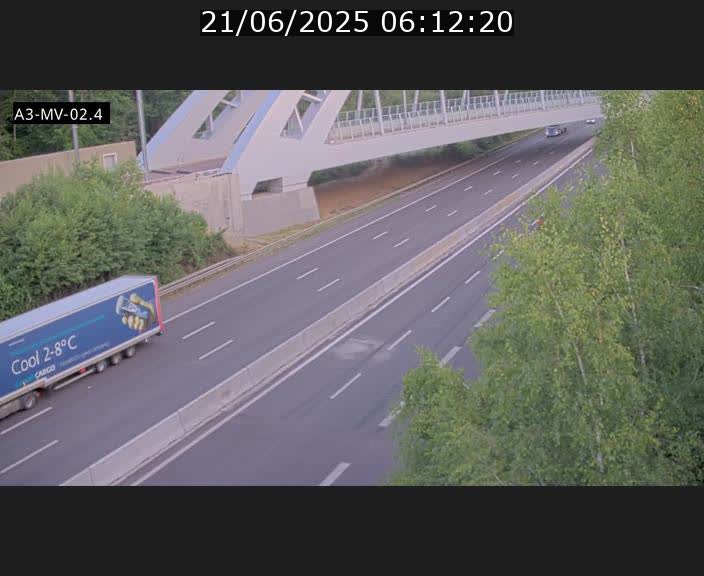 <h2>Webcam autoroute de la France (A3) au Luxembourg à Fentange, à proximité de la Croix de Gasperich. Vue orientée vers la Cloche d'Or</h2>