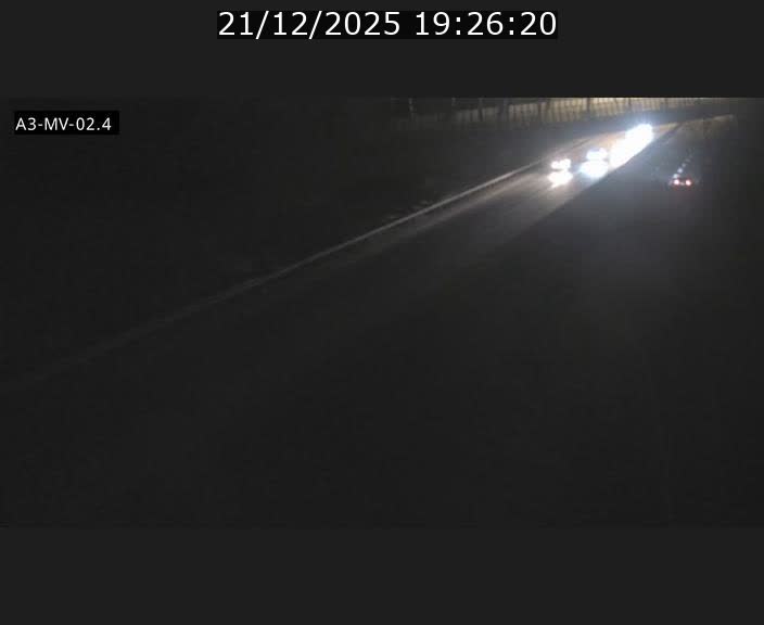 <h2>Webcam autoroute de la France (A3) au Luxembourg à Fentange, à proximité de la Croix de Gasperich. Vue orientée vers la Cloche d'Or</h2>