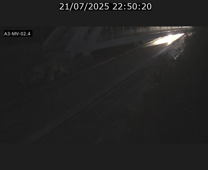 <h2>Webcam autoroute de la France (A3) au Luxembourg à Fentange, à proximité de la Croix de Gasperich. Vue orientée vers la Cloche d'Or</h2>