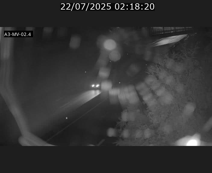 <h2>Webcam autoroute de la France (A3) au Luxembourg à Fentange, à proximité de la Croix de Gasperich. Vue orientée vers la Cloche d'Or</h2>
