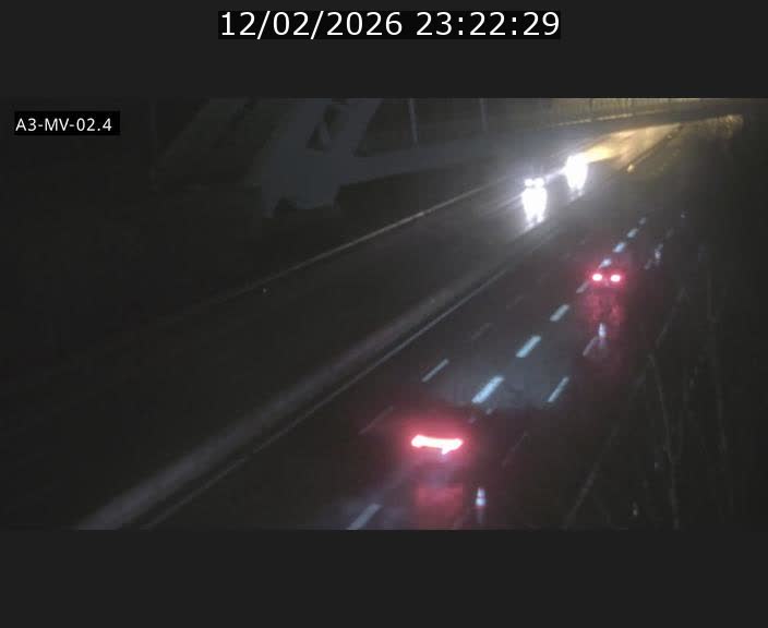 <h2>Webcam autoroute de la France (A3) au Luxembourg à Fentange, à proximité de la Croix de Gasperich. Vue orientée vers la Cloche d'Or</h2>