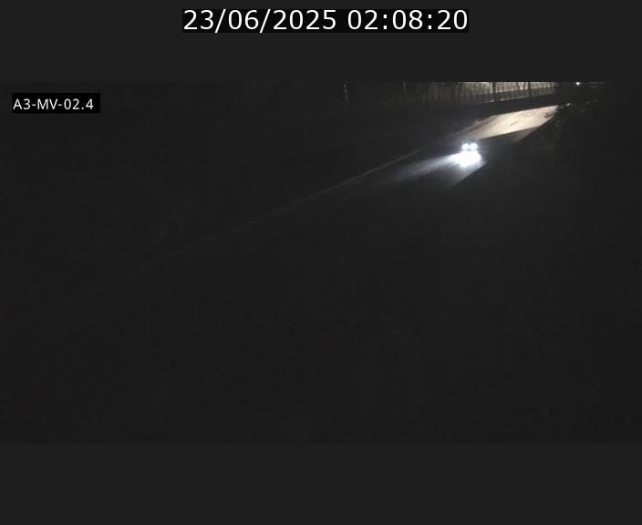 <h2>Webcam autoroute de la France (A3) au Luxembourg à Fentange, à proximité de la Croix de Gasperich. Vue orientée vers la Cloche d'Or</h2>