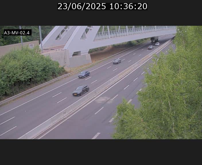 <h2>Webcam autoroute de la France (A3) au Luxembourg à Fentange, à proximité de la Croix de Gasperich. Vue orientée vers la Cloche d'Or</h2>
