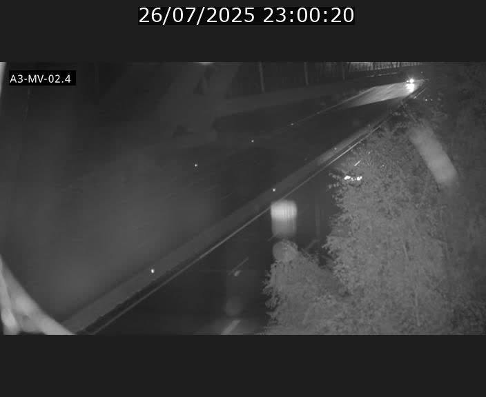 Webcam autoroute de la France (A3) au Luxembourg à Fentange, à proximité de la Croix de Gasperich. Vue orientée vers la Cloche d'Or