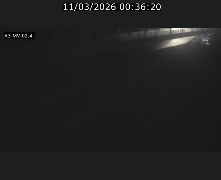 Webcam autoroute de la France (A3) au Luxembourg à Fentange, à proximité de la Croix de Gasperich. Vue orientée vers la Cloche d'Or