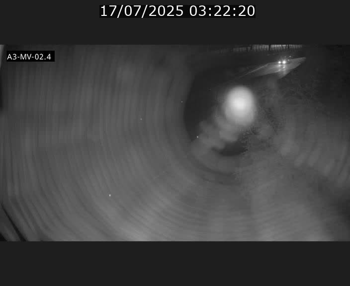 <h2>Webcam autoroute de la France (A3) au Luxembourg à Fentange, à proximité de la Croix de Gasperich. Vue orientée vers la Cloche d'Or</h2>