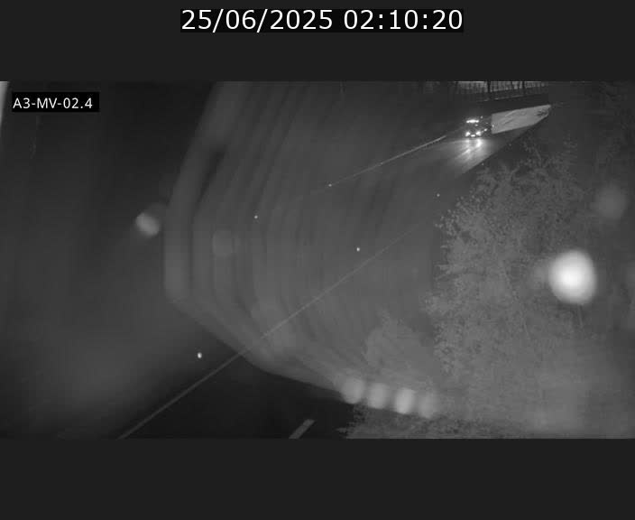 <h2>Webcam autoroute de la France (A3) au Luxembourg à Fentange, à proximité de la Croix de Gasperich. Vue orientée vers la Cloche d'Or</h2>