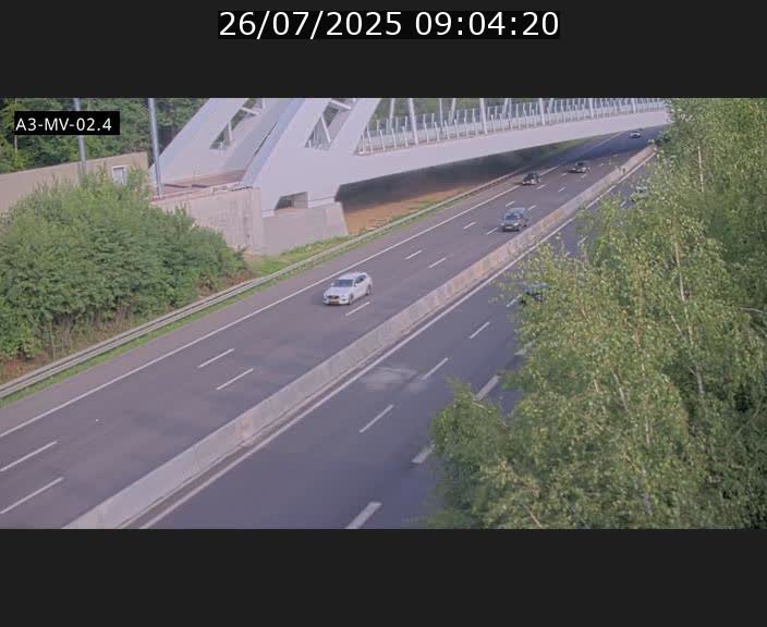 <h2>Webcam autoroute de la France (A3) au Luxembourg à Fentange, à proximité de la Croix de Gasperich. Vue orientée vers la Cloche d'Or</h2>