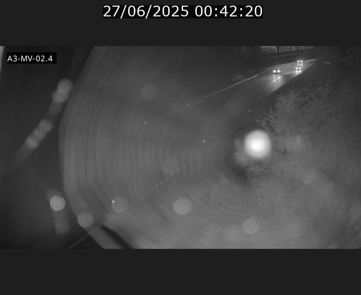 <h2>Webcam autoroute de la France (A3) au Luxembourg à Fentange, à proximité de la Croix de Gasperich. Vue orientée vers la Cloche d'Or</h2>