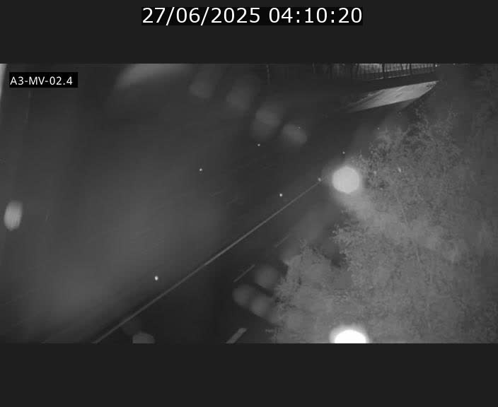 <h2>Webcam autoroute de la France (A3) au Luxembourg à Fentange, à proximité de la Croix de Gasperich. Vue orientée vers la Cloche d'Or</h2>
