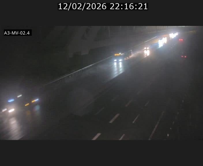 <h2>Webcam autoroute de la France (A3) au Luxembourg à Fentange, à proximité de la Croix de Gasperich. Vue orientée vers la Cloche d'Or</h2>