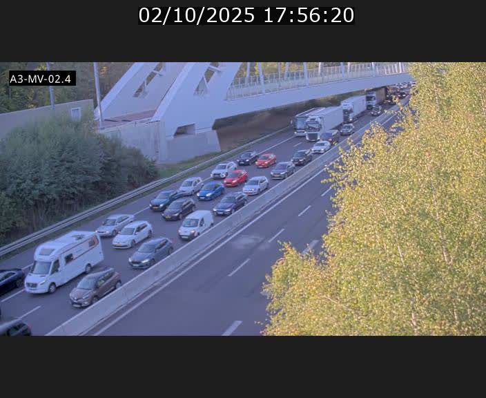 <h2>Webcam autoroute de la France (A3) au Luxembourg à Fentange, à proximité de la Croix de Gasperich. Vue orientée vers la Cloche d'Or</h2>