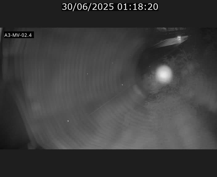 <h2>Webcam autoroute de la France (A3) au Luxembourg à Fentange, à proximité de la Croix de Gasperich. Vue orientée vers la Cloche d'Or</h2>