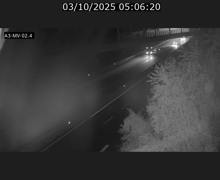 <h2>Webcam autoroute de la France (A3) au Luxembourg à Fentange, à proximité de la Croix de Gasperich. Vue orientée vers la Cloche d'Or</h2>