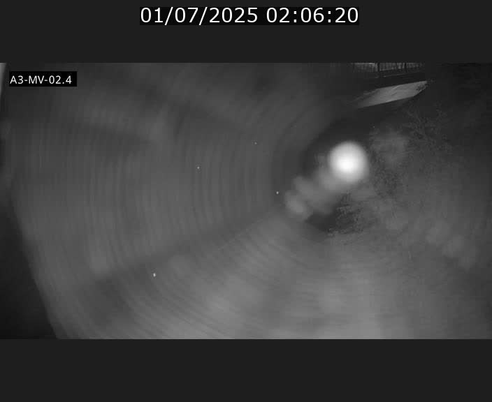 <h2>Webcam autoroute de la France (A3) au Luxembourg à Fentange, à proximité de la Croix de Gasperich. Vue orientée vers la Cloche d'Or</h2>