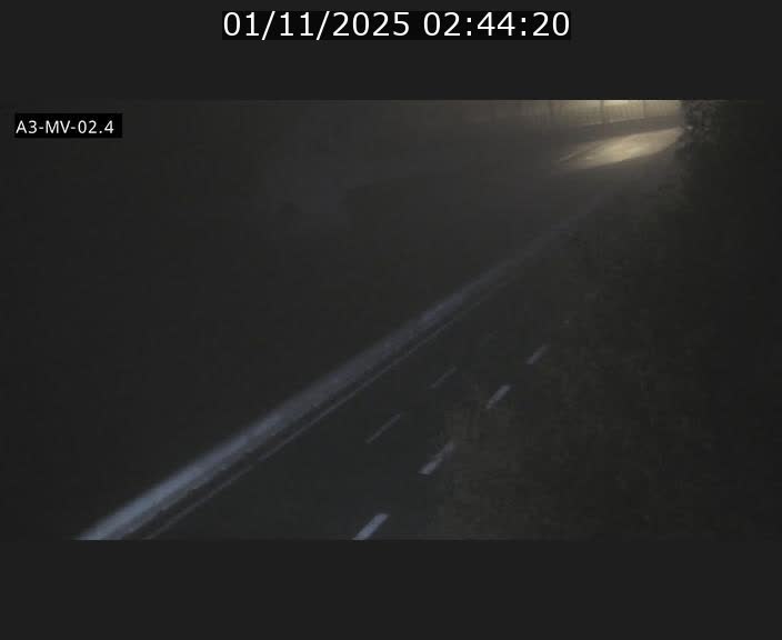 <h2>Webcam autoroute de la France (A3) au Luxembourg à Fentange, à proximité de la Croix de Gasperich. Vue orientée vers la Cloche d'Or</h2>