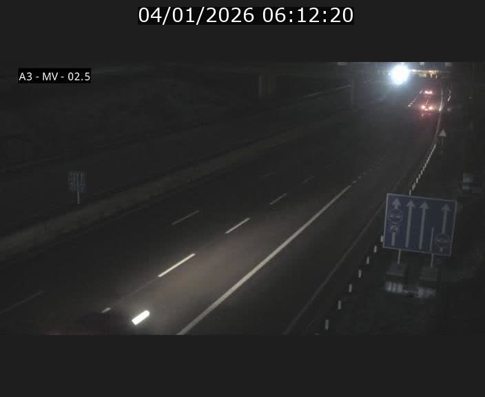 Webcam autoroute A3 au Luxembourg à proximité de la Croix de Gasperich. Vue orientée vers Luxembourg
