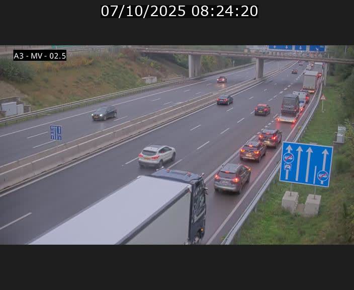 <h2>Webcam autoroute A3 au Luxembourg à proximité de la Croix de Gasperich. Vue orientée vers Luxembourg</h2>