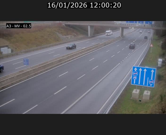 <h2>Webcam autoroute A3 au Luxembourg à proximité de la Croix de Gasperich. Vue orientée vers Luxembourg</h2>