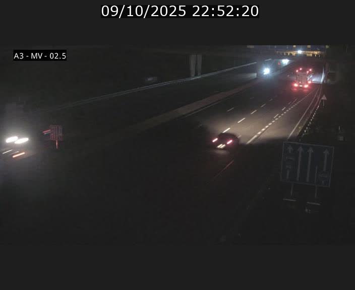 <h2>Webcam autoroute A3 au Luxembourg à proximité de la Croix de Gasperich. Vue orientée vers Luxembourg</h2>
