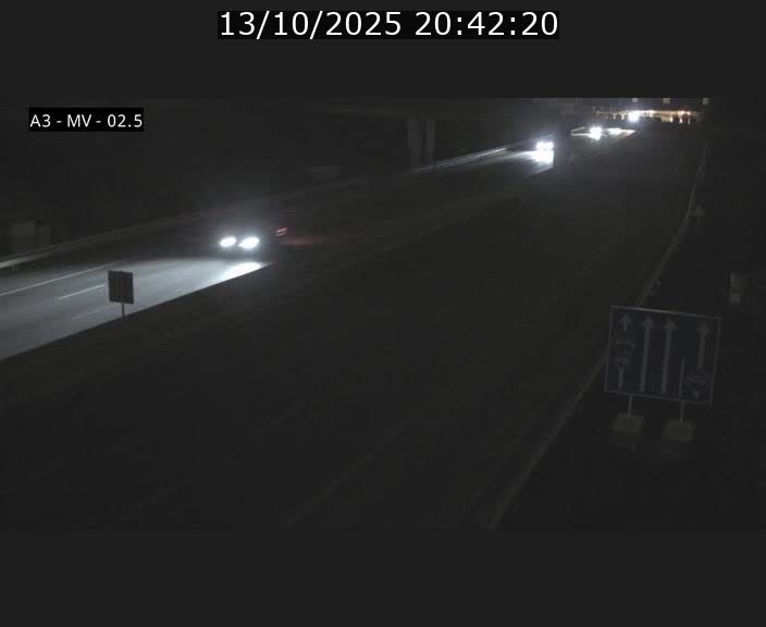 <h2>Webcam autoroute A3 au Luxembourg à proximité de la Croix de Gasperich. Vue orientée vers Luxembourg</h2>