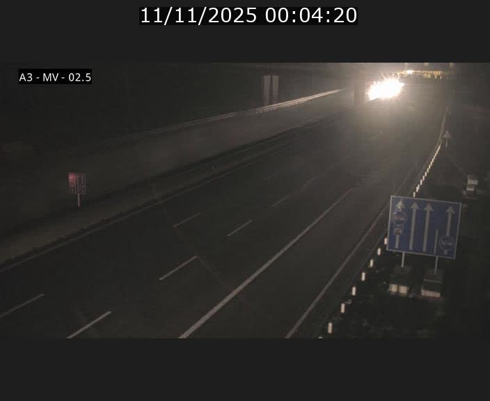 Webcam autoroute A3 au Luxembourg à proximité de la Croix de Gasperich. Vue orientée vers Luxembourg