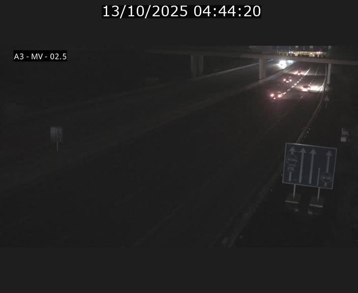 <h2>Webcam autoroute A3 au Luxembourg à proximité de la Croix de Gasperich. Vue orientée vers Luxembourg</h2>