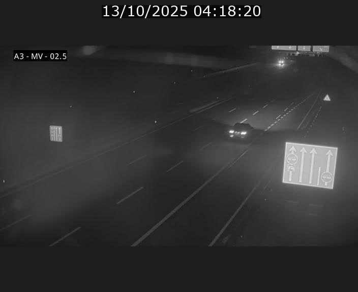 <h2>Webcam autoroute A3 au Luxembourg à proximité de la Croix de Gasperich. Vue orientée vers Luxembourg</h2>