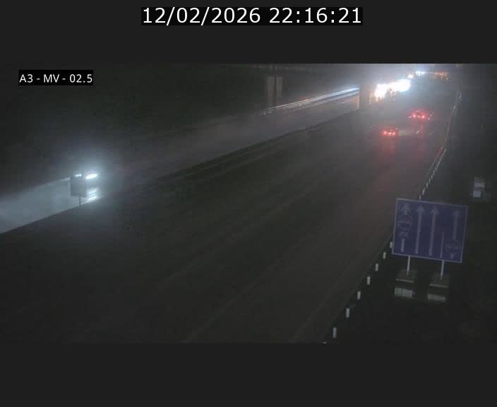 <h2>Webcam autoroute A3 au Luxembourg à proximité de la Croix de Gasperich. Vue orientée vers Luxembourg</h2>