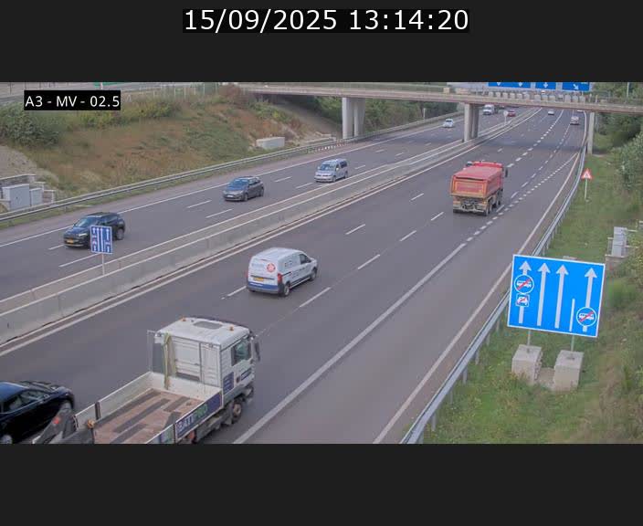 <h2>Webcam autoroute A3 au Luxembourg à proximité de la Croix de Gasperich. Vue orientée vers Luxembourg</h2>
