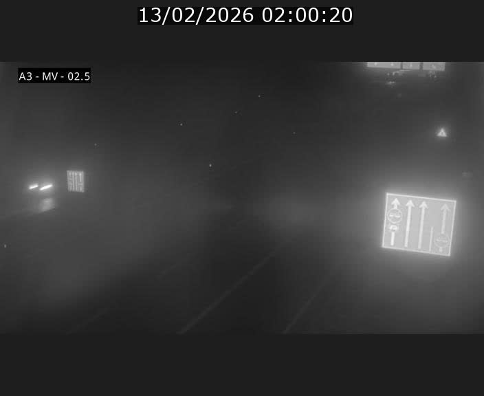 <h2>Webcam autoroute A3 au Luxembourg à proximité de la Croix de Gasperich. Vue orientée vers Luxembourg</h2>