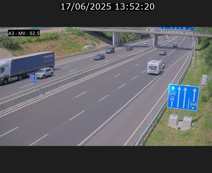 Webcam autoroute A3 au Luxembourg à proximité de la Croix de Gasperich. Vue orientée vers Luxembourg