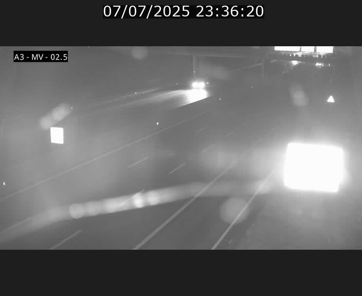Webcam autoroute A3 au Luxembourg à proximité de la Croix de Gasperich. Vue orientée vers Luxembourg