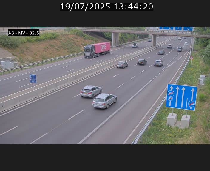 Webcam autoroute A3 au Luxembourg à proximité de la Croix de Gasperich. Vue orientée vers Luxembourg