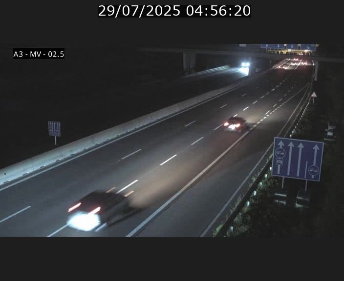 Webcam autoroute A3 au Luxembourg à proximité de la Croix de Gasperich. Vue orientée vers Luxembourg