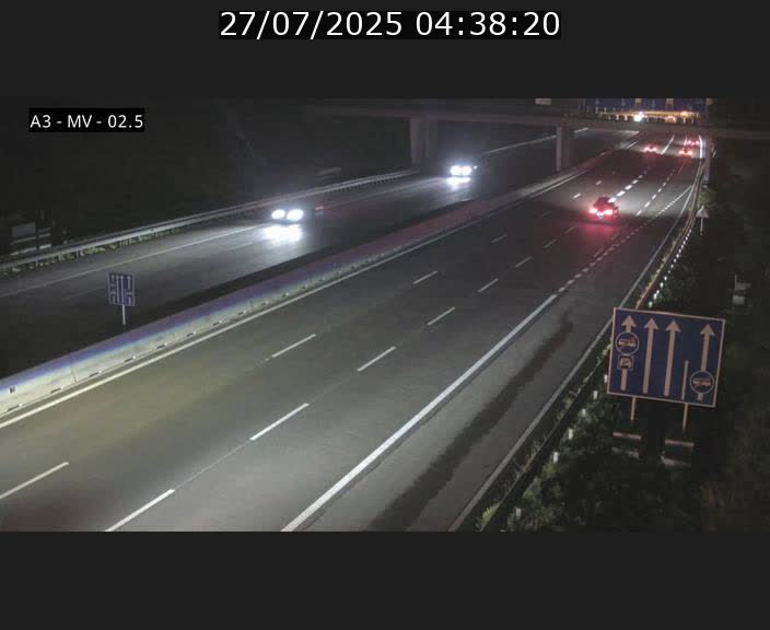 Webcam autoroute A3 au Luxembourg à proximité de la Croix de Gasperich. Vue orientée vers Luxembourg