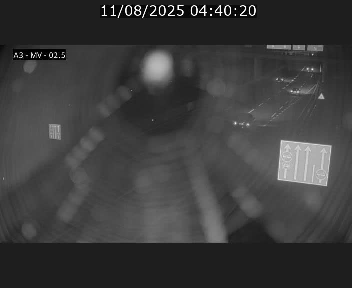 Webcam autoroute A3 au Luxembourg à proximité de la Croix de Gasperich. Vue orientée vers Luxembourg